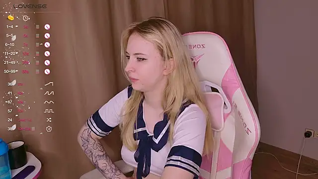 lilMelaniloveis webcam