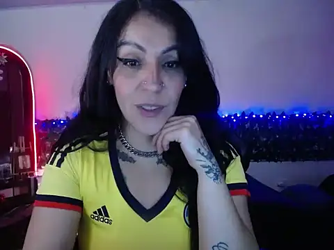 anastasiabasst__ (F milf) - Naked and fingers in pussy
