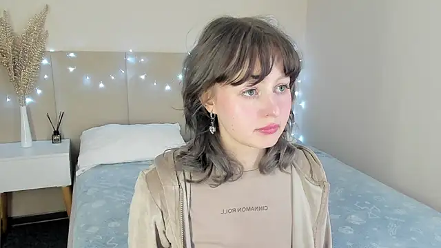 adelesilvy - AdeleSilvy's free webcam - UK Sex Cams