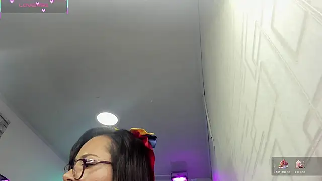 Tiara_rr webcam