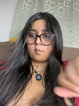 virginbrunette99 webcam