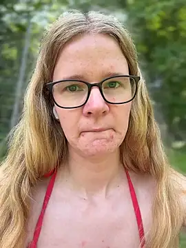 Bikergirl_97 webcam