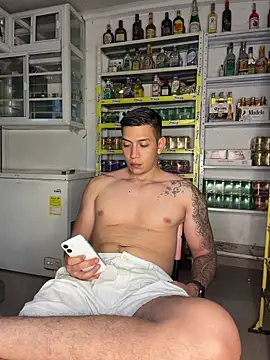 OliverWest04 webcam