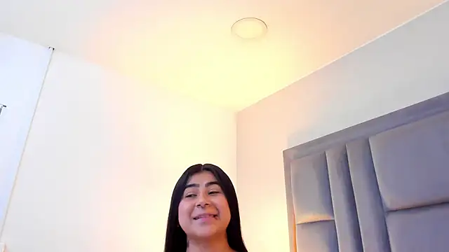 Watch ScarletJons live on EroticFlix - High definition streams
