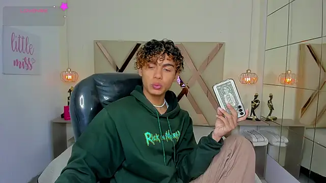 Anyelo_Twink