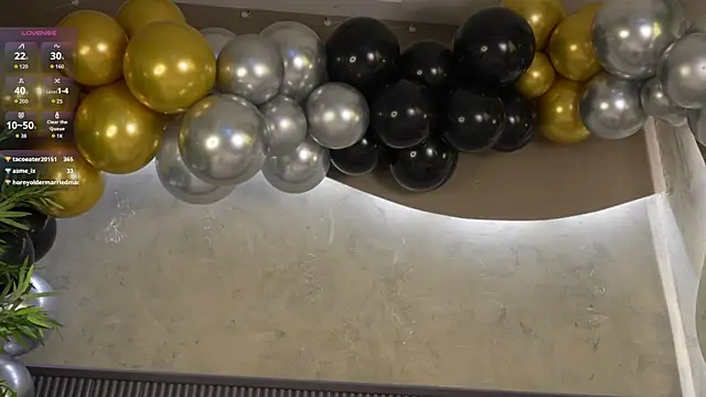 Aurora_Cruz webcam