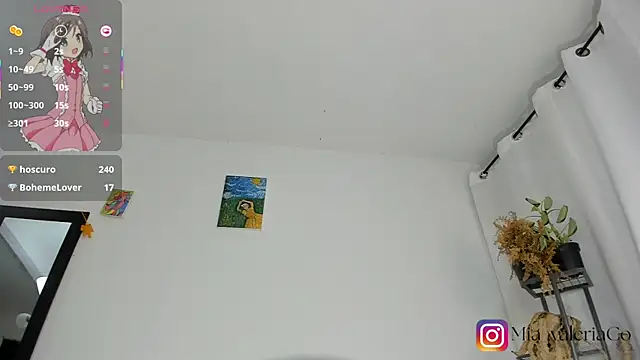 Mia-Valeria- webcam