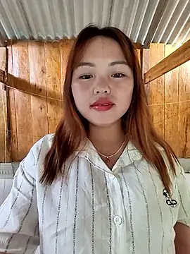 Mina_xYx webcam