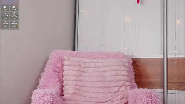 CherlyGuss webcam