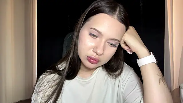 KarlyBiringer webcam