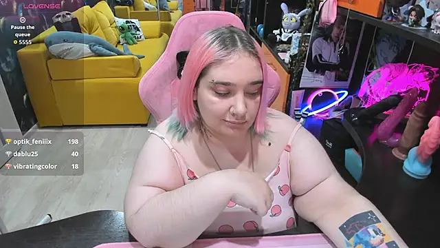 Softie_Sofy webcam