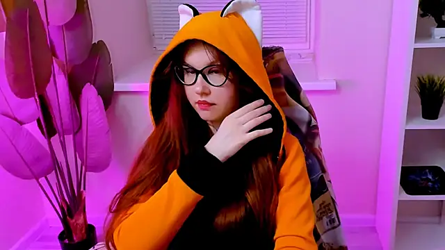 CarolGiggly webcam