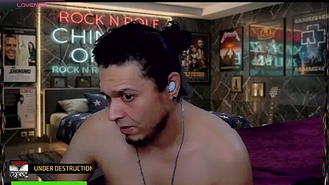 chino_roz webcam