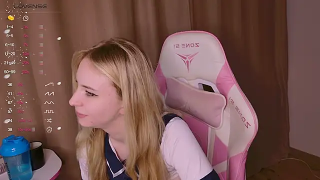 lilMelaniloveis webcam