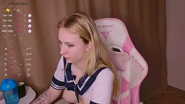 lilMelaniloveis webcam