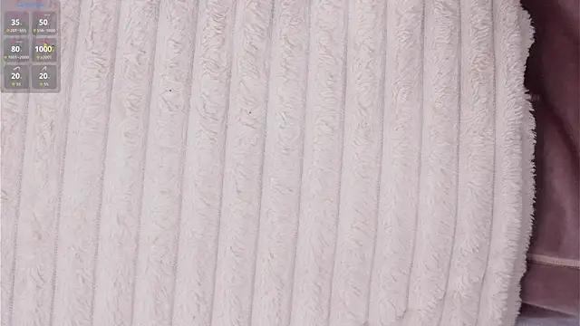 CherlyGuss live sex cam
