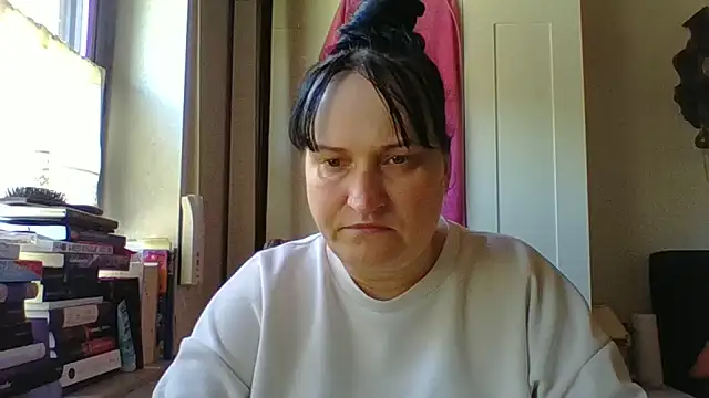Watch _squirty_cum_lady_ live on EroticFlix - High definition streams
