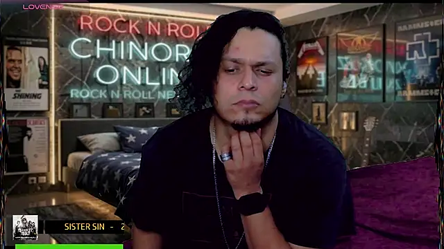 chino_roz webcam