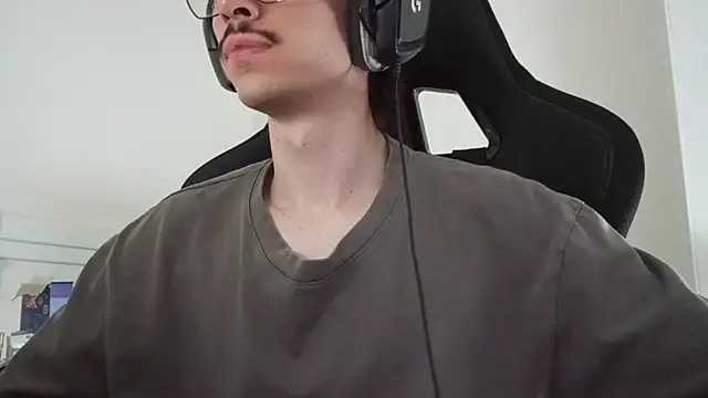 gabrielNovin17cm webcam