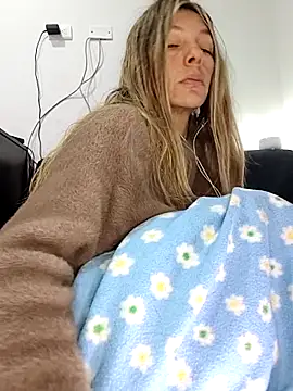estrella_tasty webcam