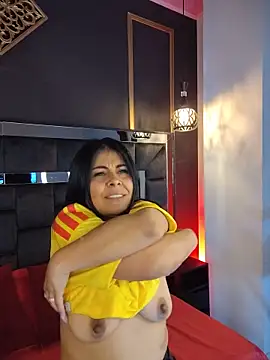 Watch Aniajoness_ live on EroticFlix - High definition streams