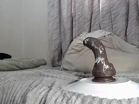 KinkyJXxX webcam