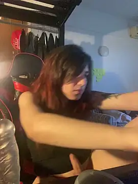 GwenCarreraX0's room