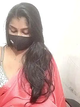 Tamil_Azhaghi webcam