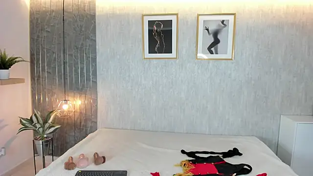 zafiiraa - Zafiiraa's free webcam - UK Sex Cams