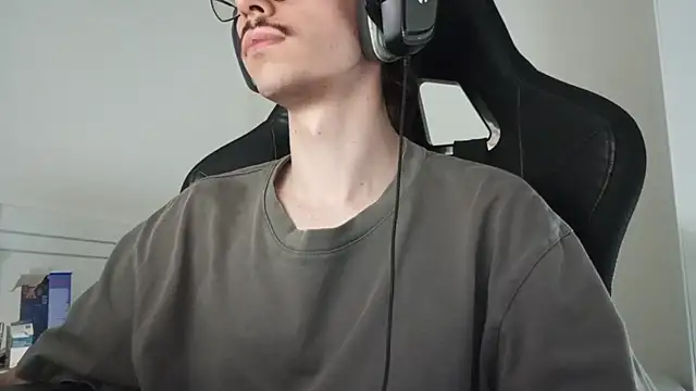 gabrielNovin17cm webcam