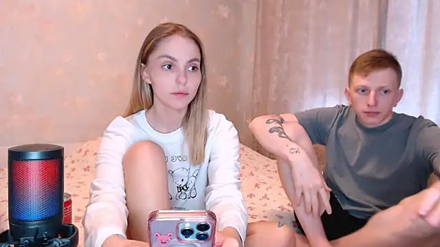 Watch juliaanddima live on EroticFlix - High definition streams