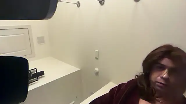 KendallDiorTheWhore live sex cam