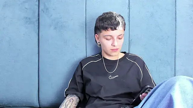 Megan_Thompson_ webcam