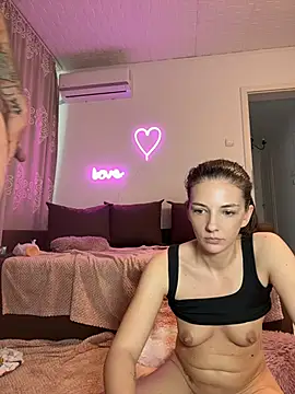Sabrinedivinee webcam