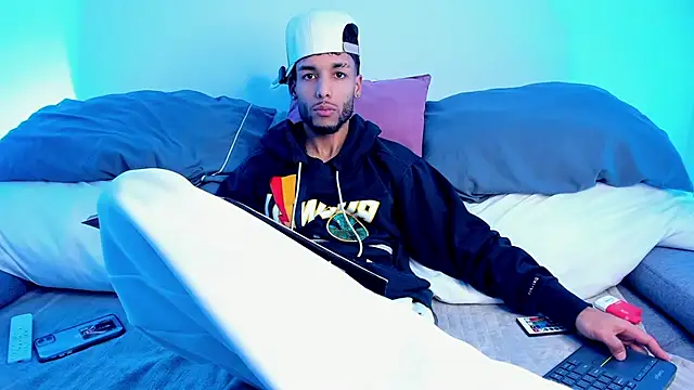 thiagoferreti (M twink) - show cum