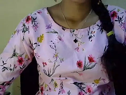 Watch Shab_M live on EroticFlix - High definition streams