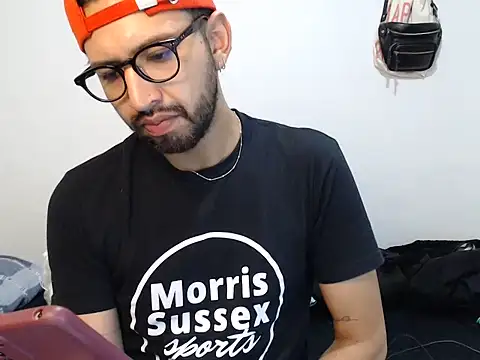 thomass1018 webcam