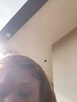 sis27 (F young) - Finger+squirts💦