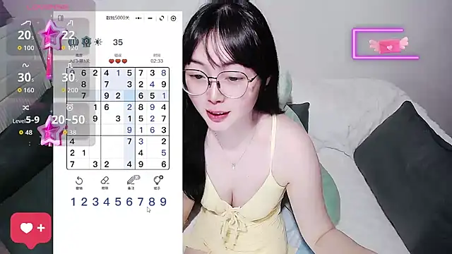 baby-yaya20 live cam on StripChat