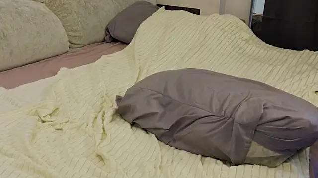 BlissLecton live cam