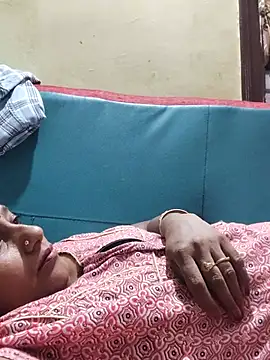 yamini1431 live cam