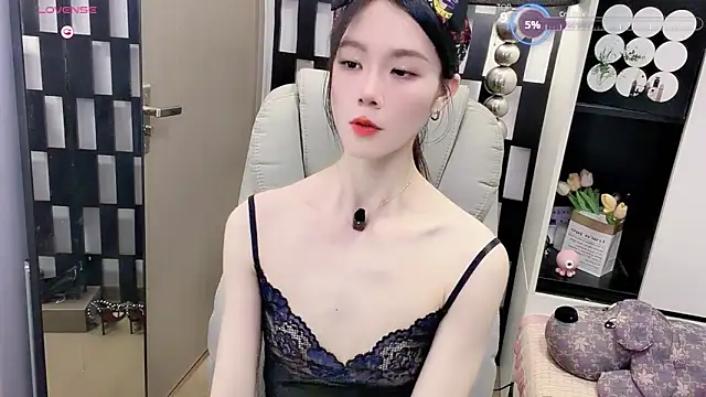 Yueyue-MM live cam