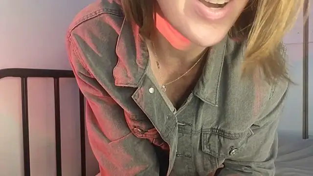 topsywilde - TopsyWilde's free webcam - UK Sex Cams