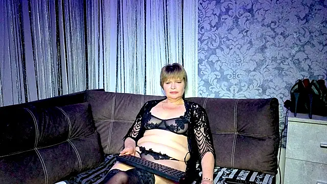 Watch Tess_Terners live on EroticFlix - High definition streams
