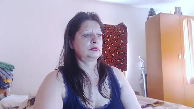 ExtasyMature webcam