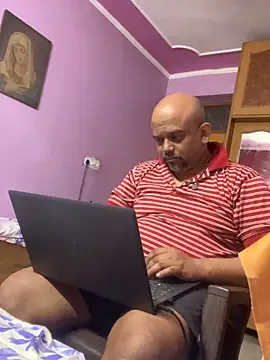 Dick_6inches_Delhi webcam
