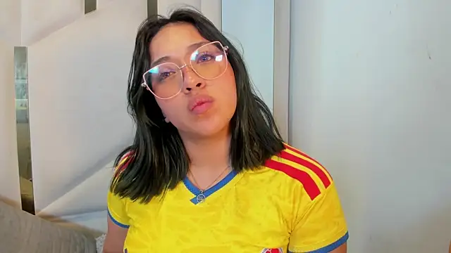 IsabellRodriguez18 webcam