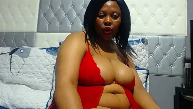SEXYBUSTYEBONYXX webcam