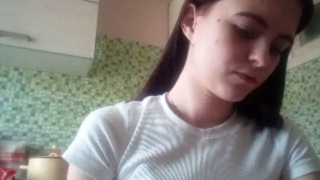KikiAmino webcam