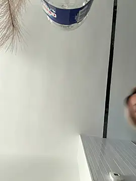AnissaHale webcam